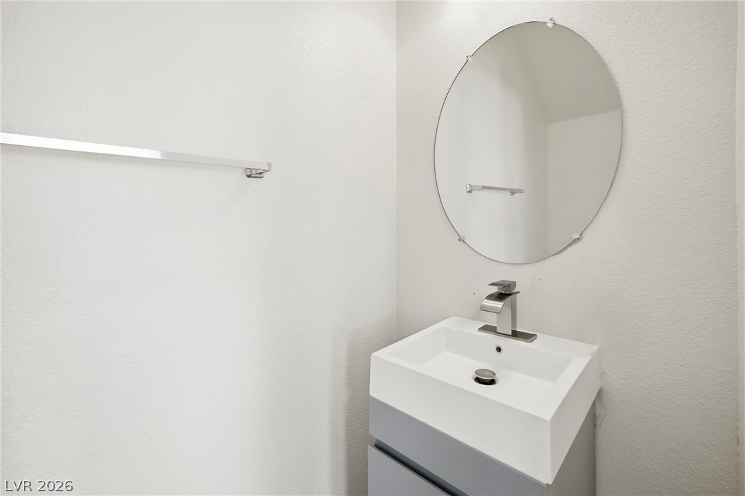 3508 Harbor Tides Street Property Photo 8