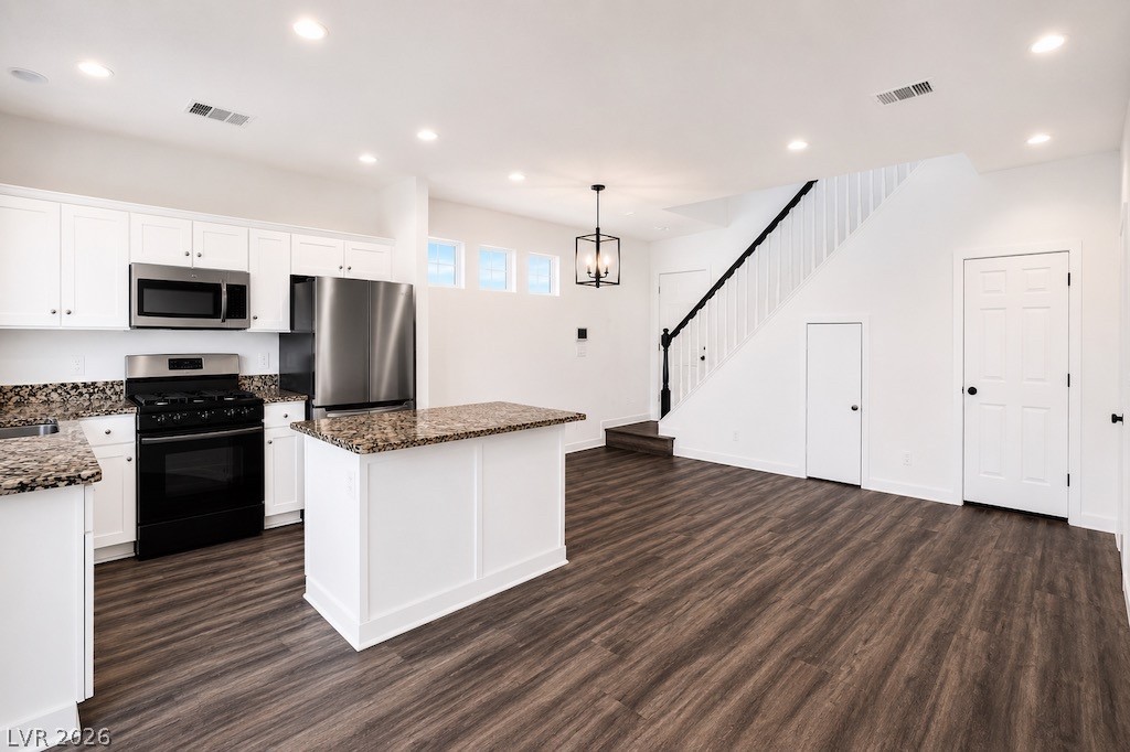 3508 Harbor Tides Street Property Photo 9