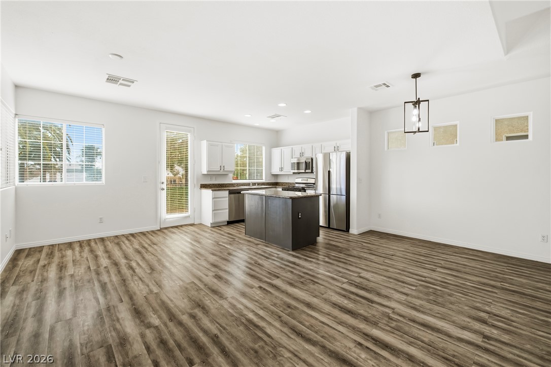 3508 Harbor Tides Street Property Photo 11