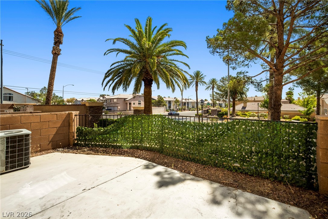 3508 Harbor Tides Street Property Photo 14