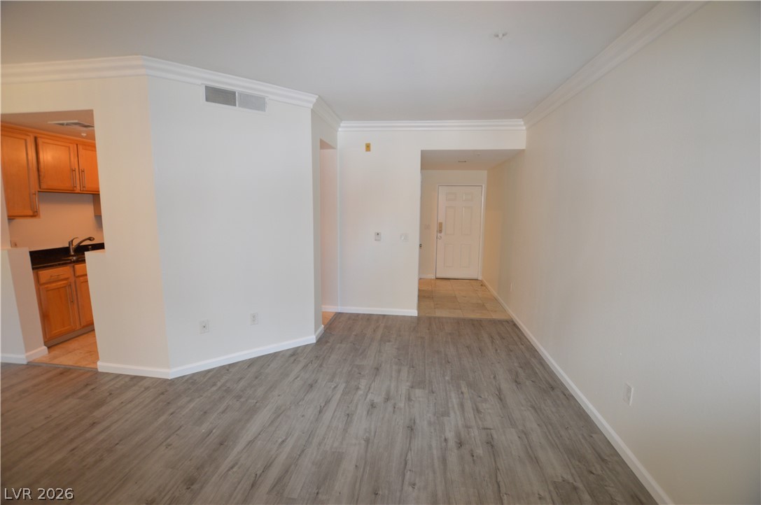 270 East Flamingo Road 136 Property Photo 3