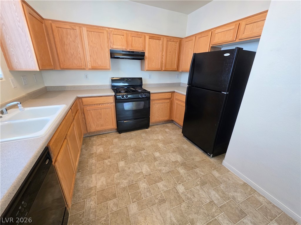 1330 Willow Village Avenue Property Photo 7
