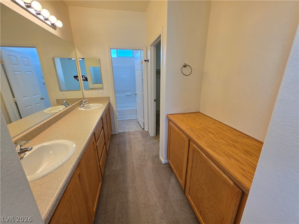 1330 Willow Village Avenue Property Photo 16