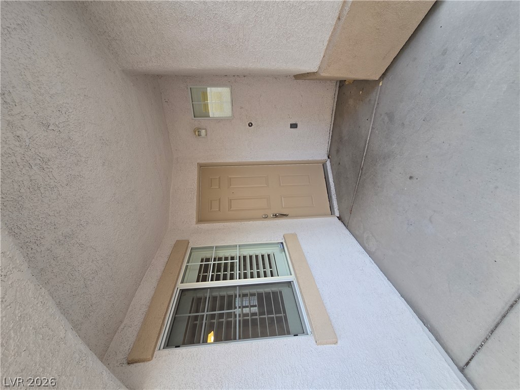 816 Bow Creek Lane Property Photo 3