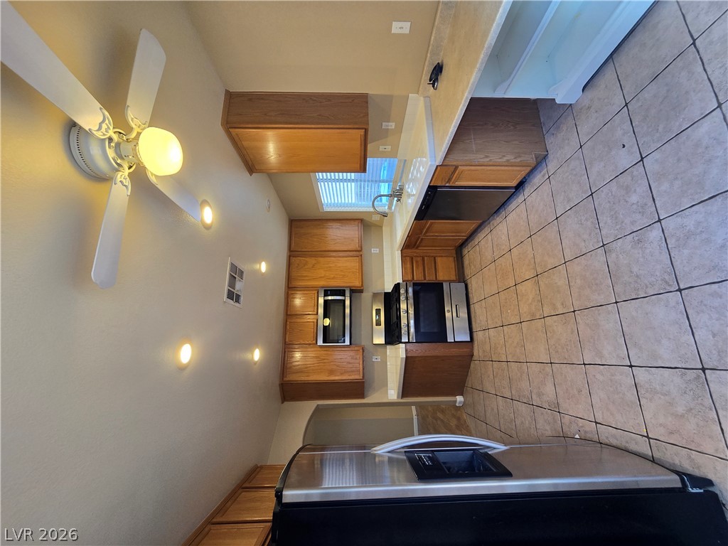 816 Bow Creek Lane Property Photo 11
