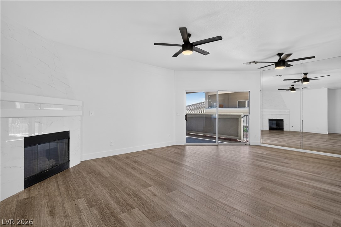 3250 Mystic Ridge Court Property Photo 4