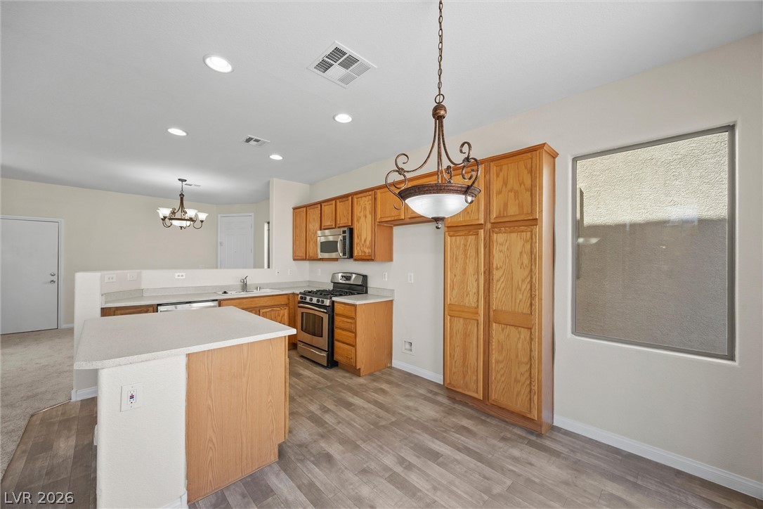 108 Yellow Flame Avenue Property Photo 8