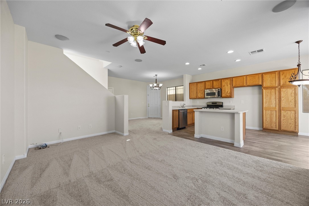 108 Yellow Flame Avenue Property Photo 12