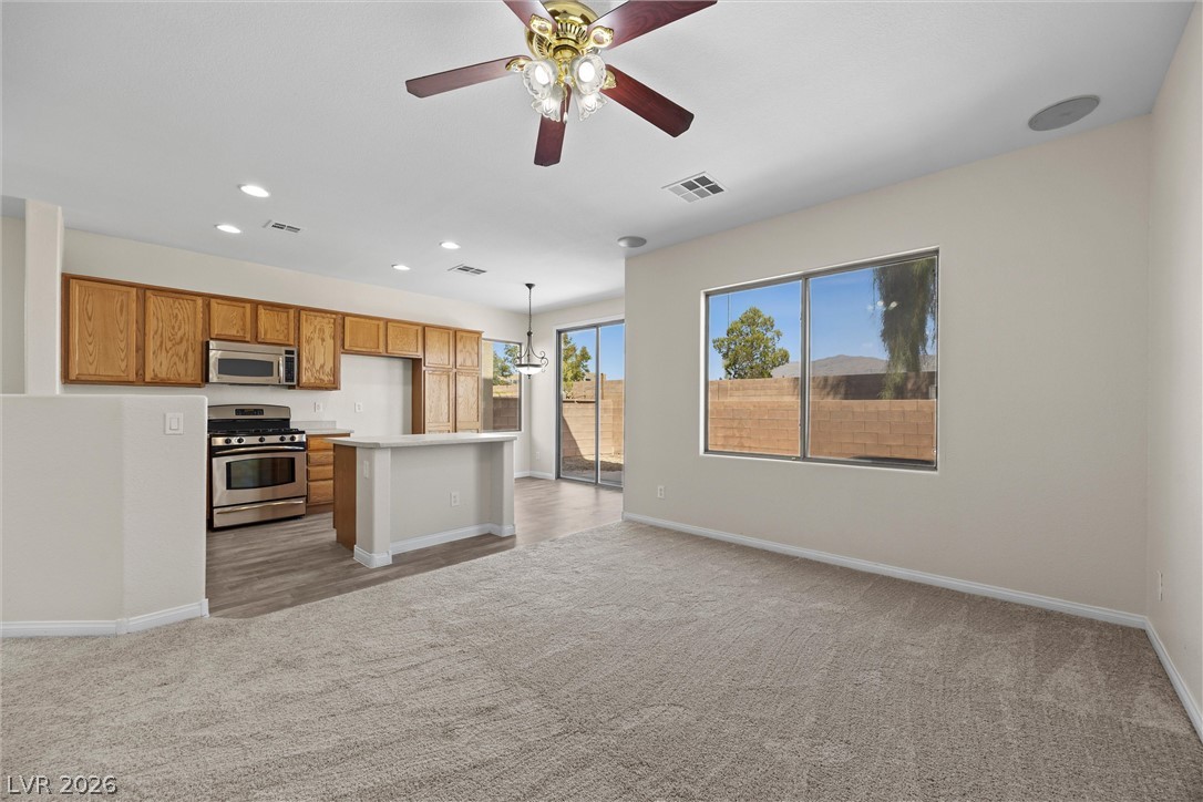 108 Yellow Flame Avenue Property Photo 14