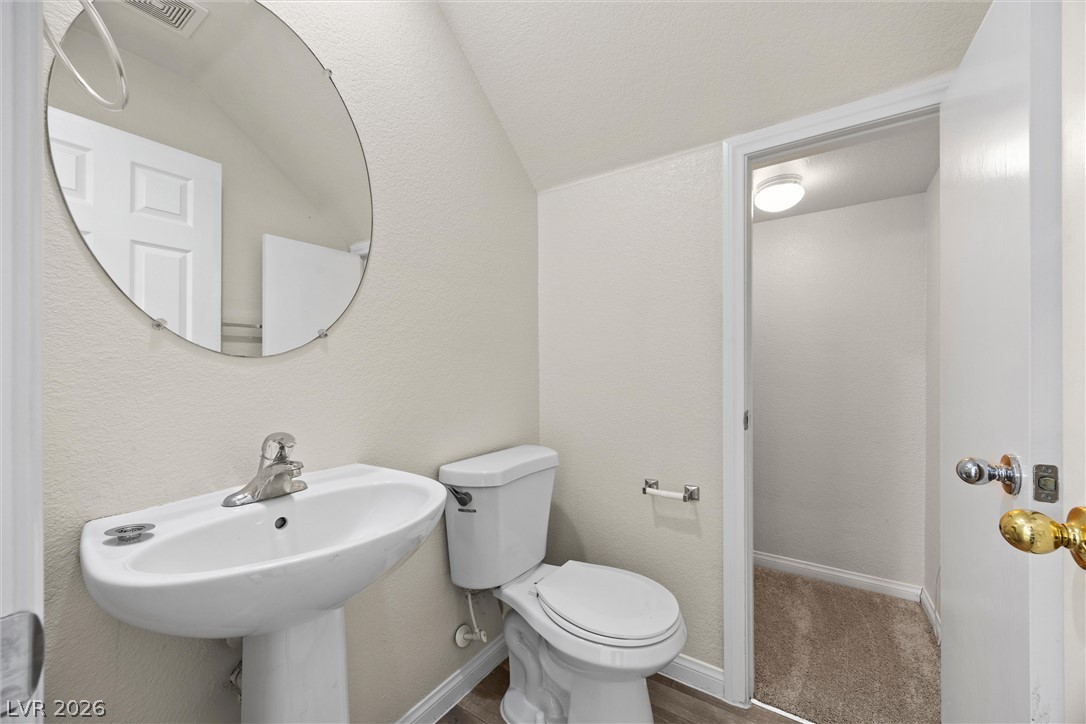 108 Yellow Flame Avenue Property Photo 28