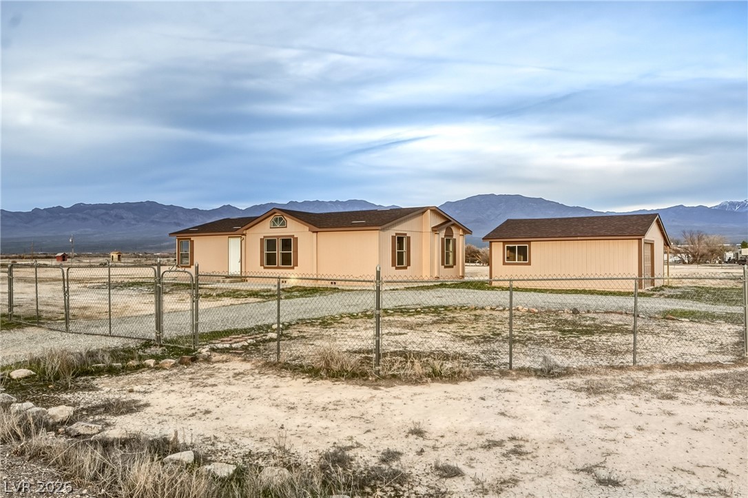 1340 West Bunarch Road Property Photo 11