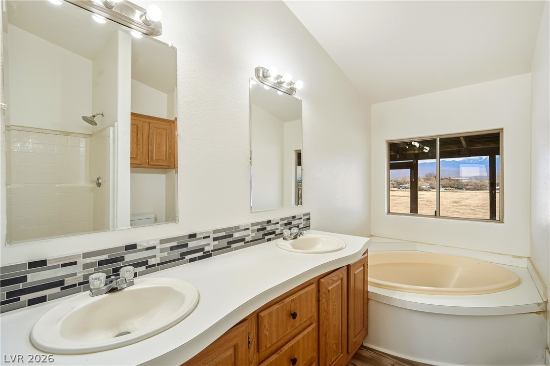 1340 West Bunarch Road Property Photo 27