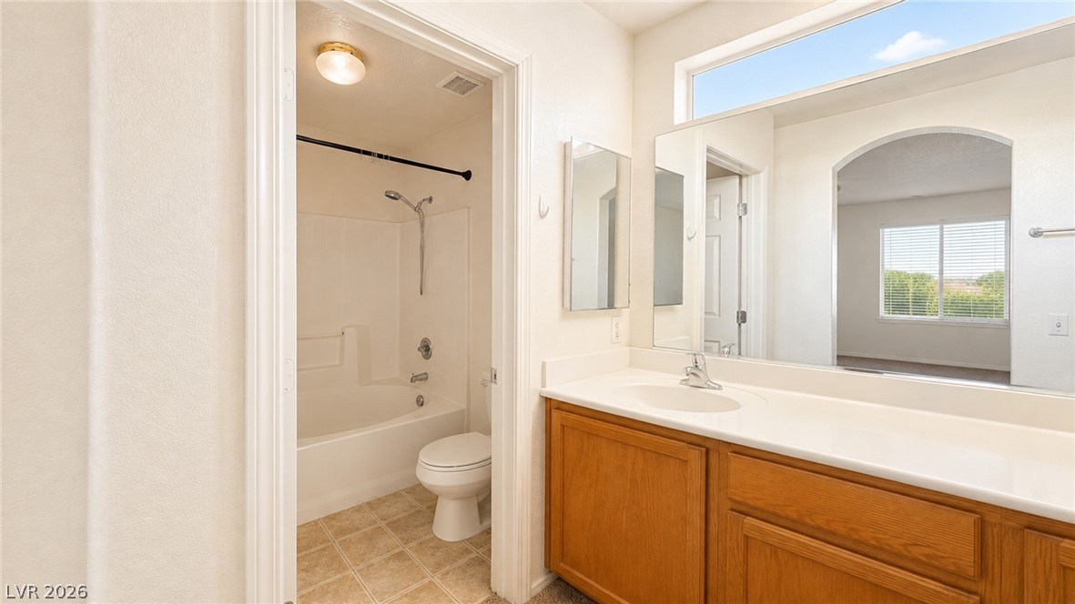 1049 Monte De Oro Avenue Property Photo 8