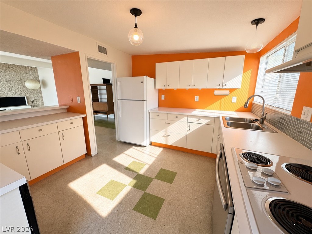 3328 Seneca Drive Property Photo 5