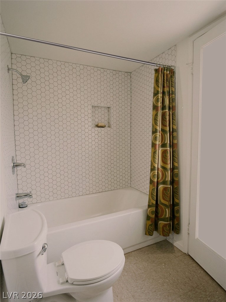 3328 Seneca Drive Property Photo 8