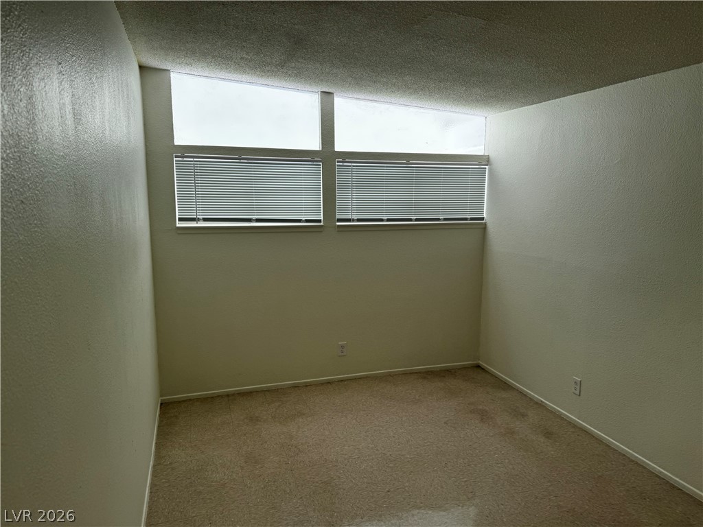 3328 Seneca Drive Property Photo 10