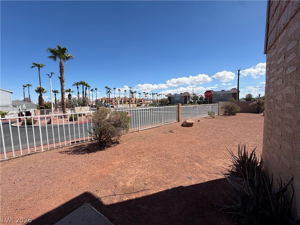 5188 Garden Lane C Property Photo 8