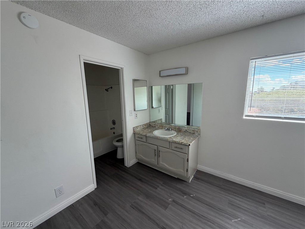 5188 Garden Lane C Property Photo 24