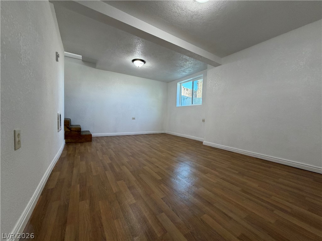 1305 Avenue B Property Photo 15