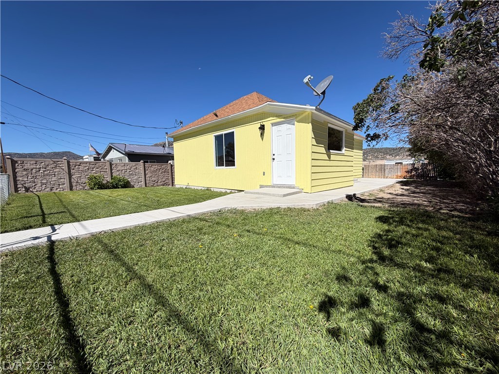 1305 Avenue B Property Photo 17