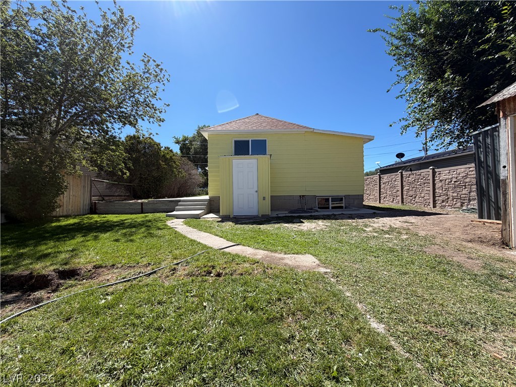 1305 Avenue B Property Photo 21