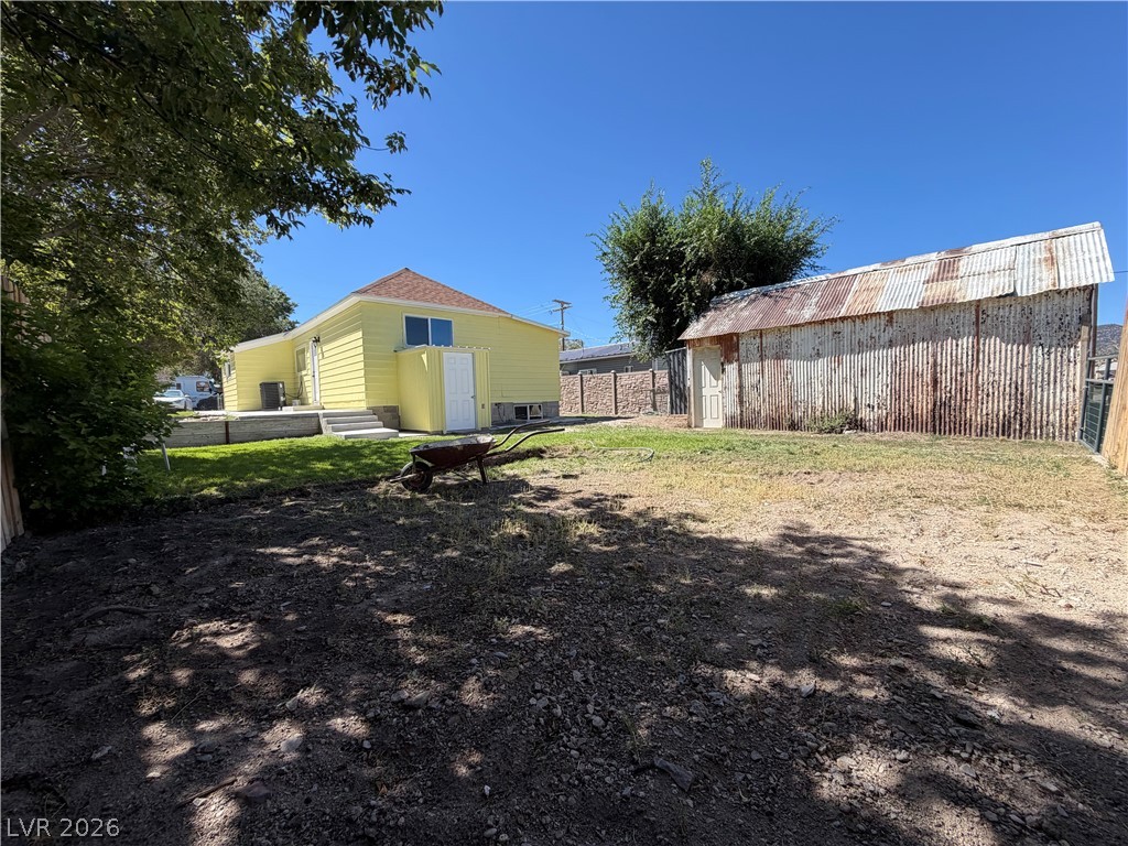 1305 Avenue B Property Photo 22