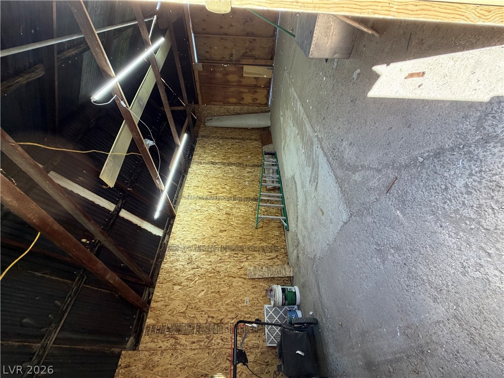 1305 Avenue B Property Photo 24