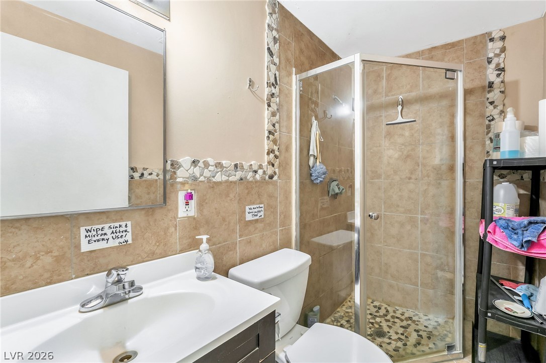 1000 Rockaway Street Property Photo 18