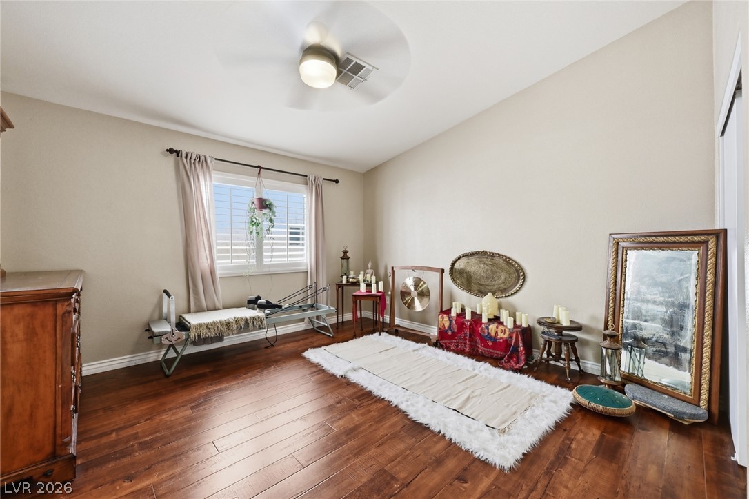 8841 Spinning Wheel Avenue Property Photo 12
