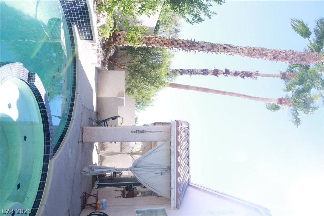 7824 Menelaus Avenue Property Photo 4