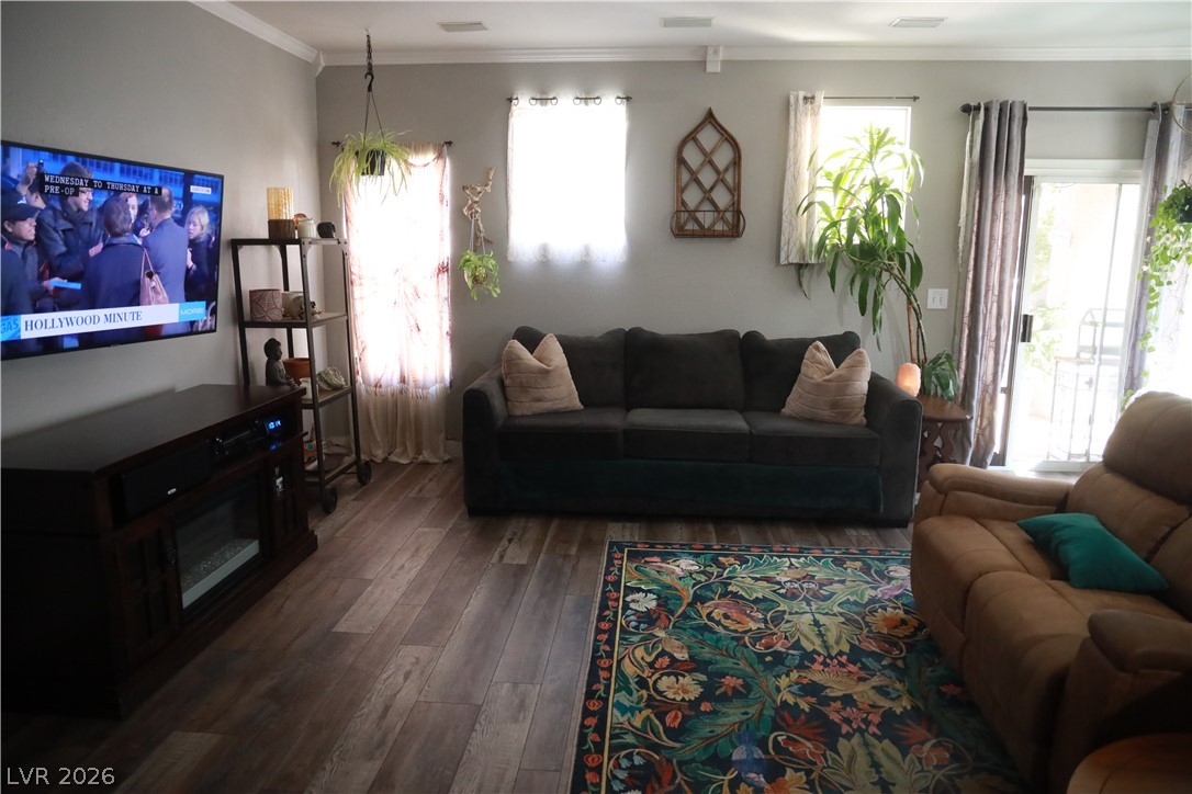 7824 Menelaus Avenue Property Photo 12