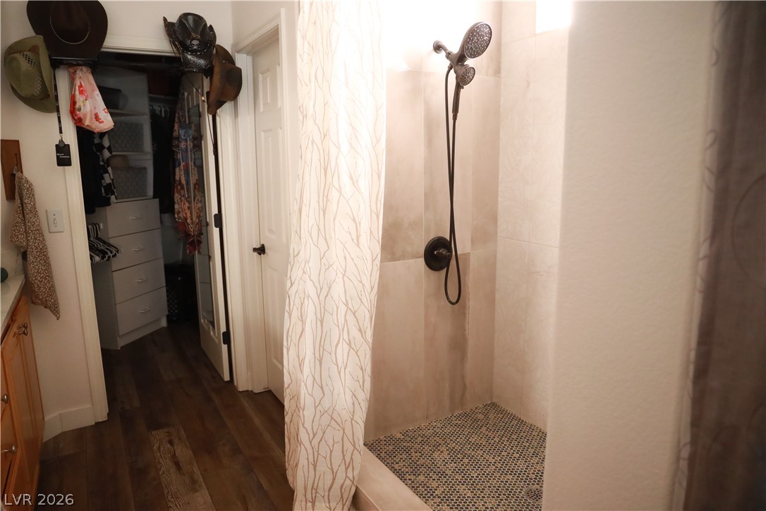 7824 Menelaus Avenue Property Photo 17
