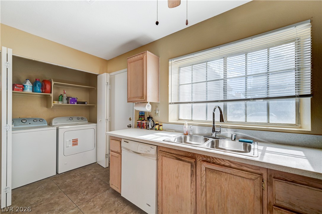 2120 Brassy Drive Property Photo 12