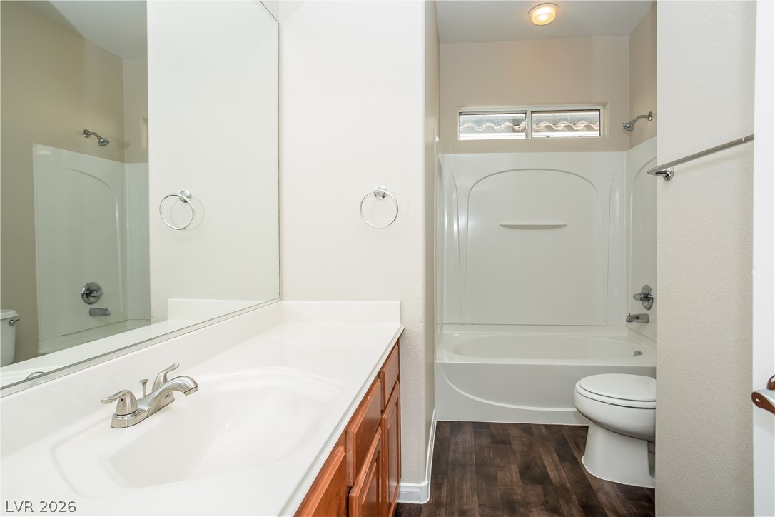 7630 Riva Ridge Street Property Photo 12