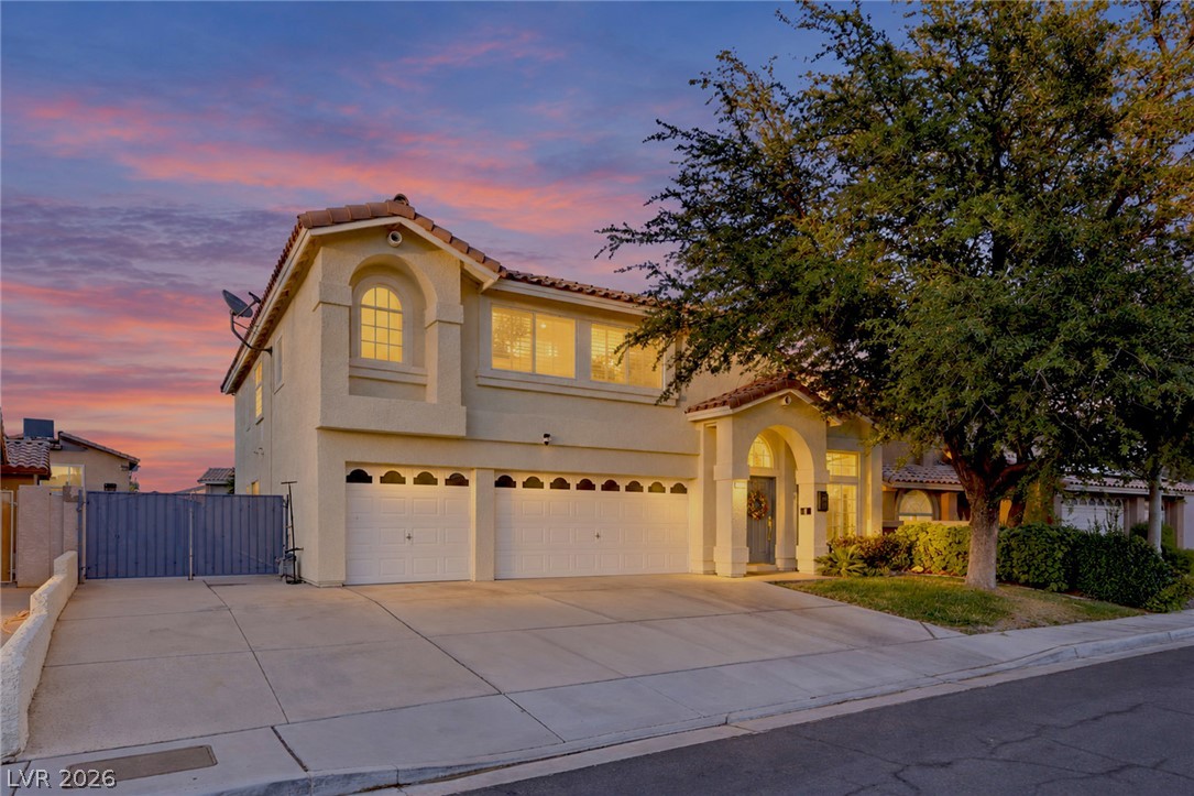 2838 Via Stella Street Property Photo 4