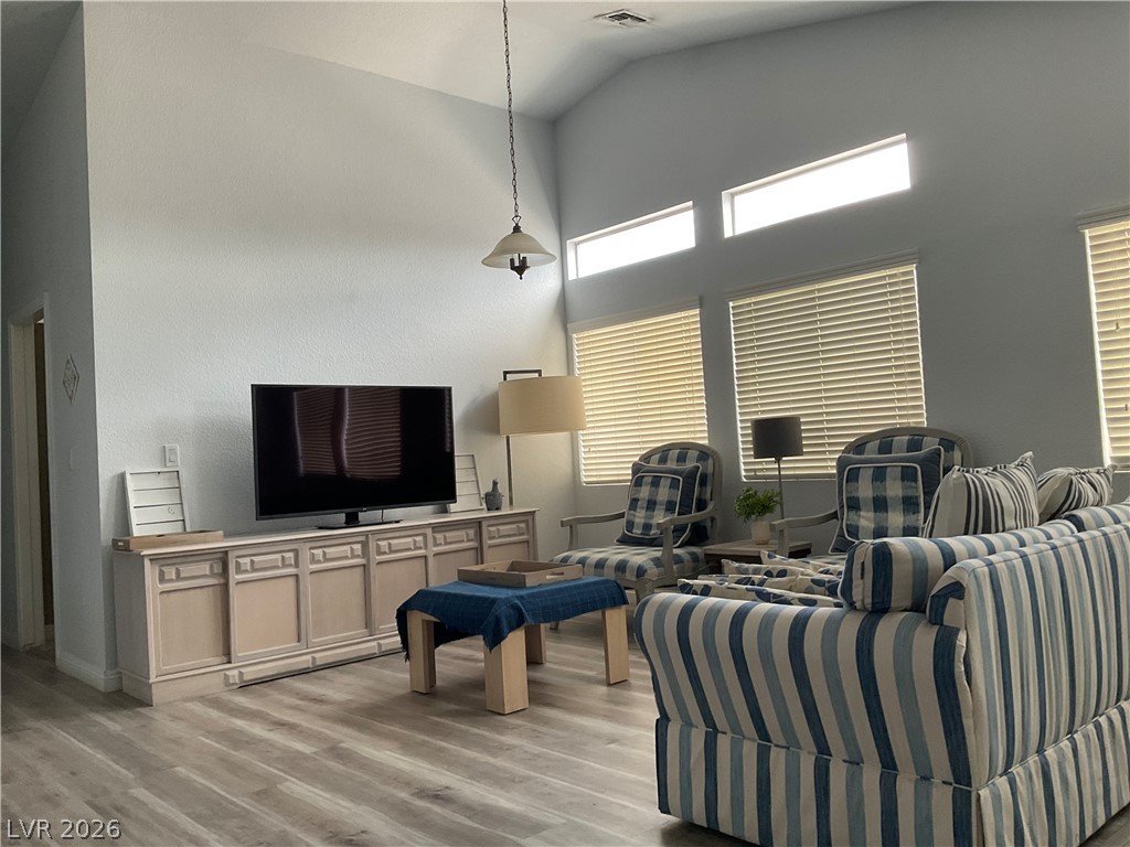 417 Cherry Meadows Court Property Photo 11
