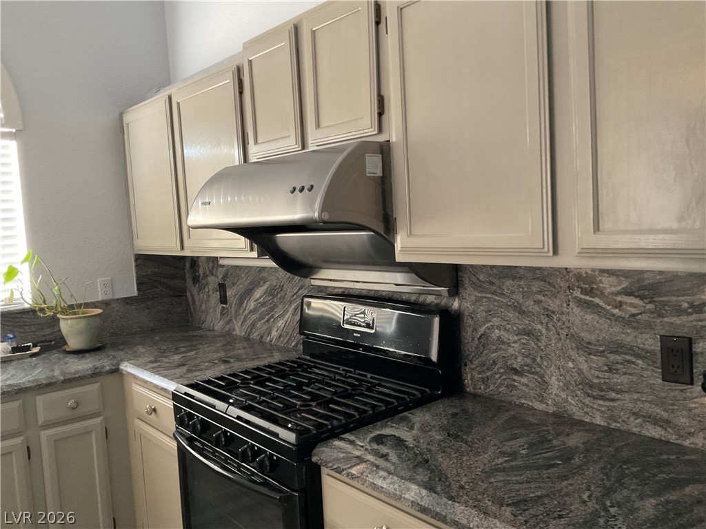 417 Cherry Meadows Court Property Photo 29