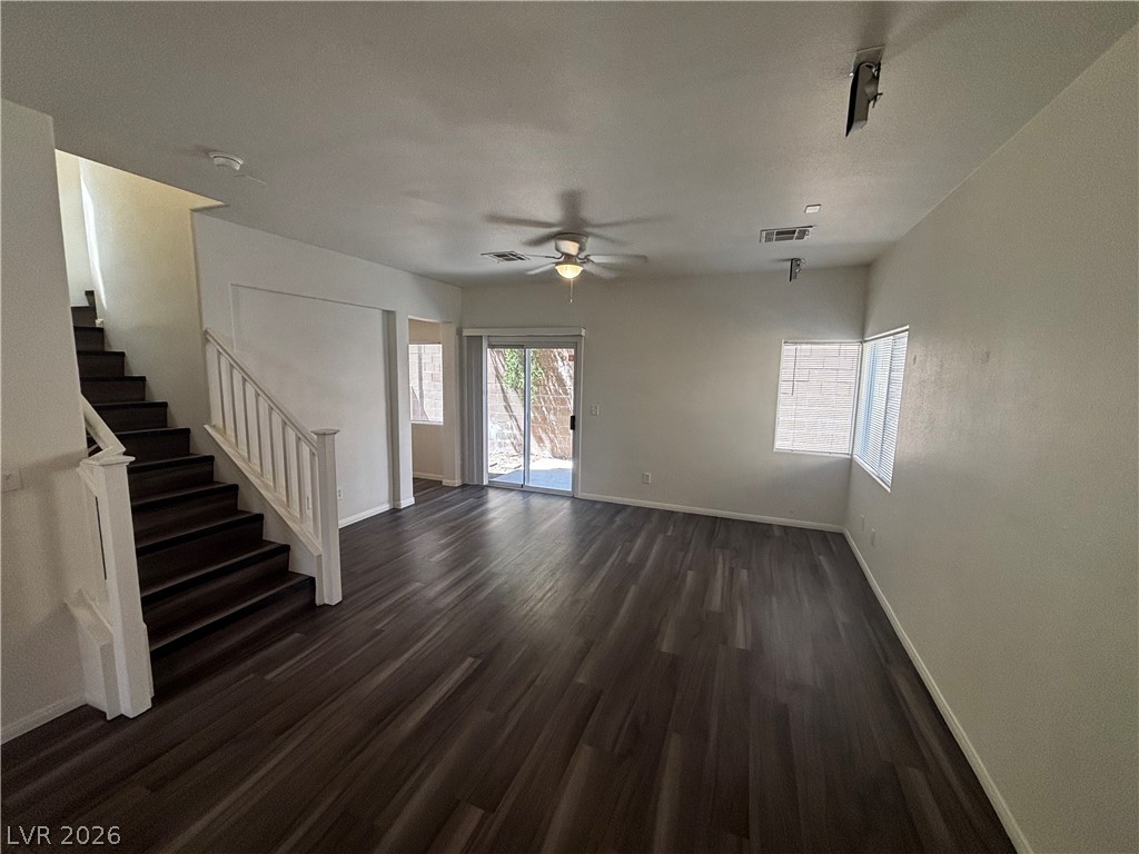 9469 Oro Bullion Street Property Photo 1