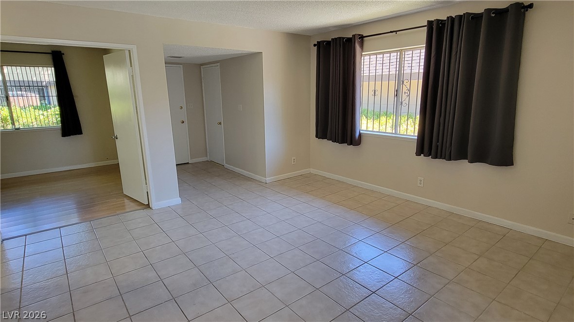 6168 Meadowgrass Lane Property Photo 2