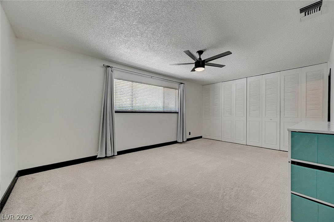 573 Greenbriar Townhouse Way Property Photo 17