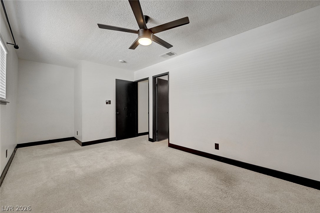 573 Greenbriar Townhouse Way Property Photo 21