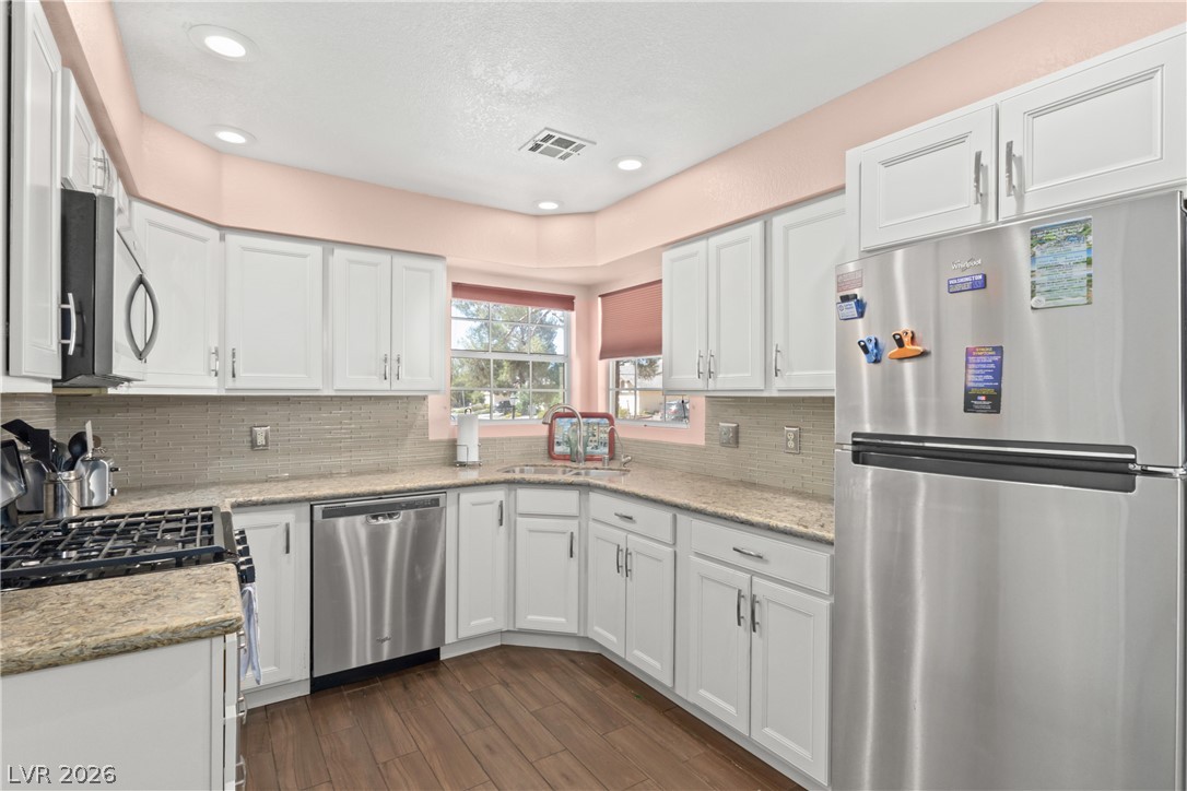 5612 Port Barrington Way Property Photo 11