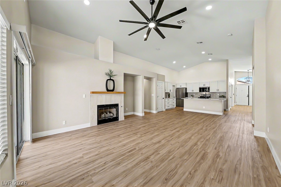 2734 Enchanted Isle Street Property Photo 19