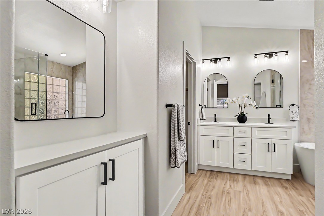 2734 Enchanted Isle Street Property Photo 25