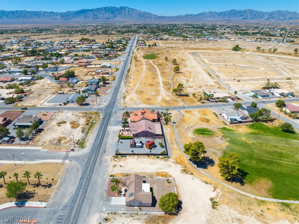 350 East Calvada Boulevard Property Photo 8