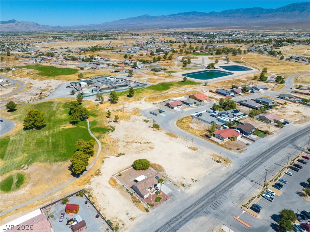350 East Calvada Boulevard Property Photo 11