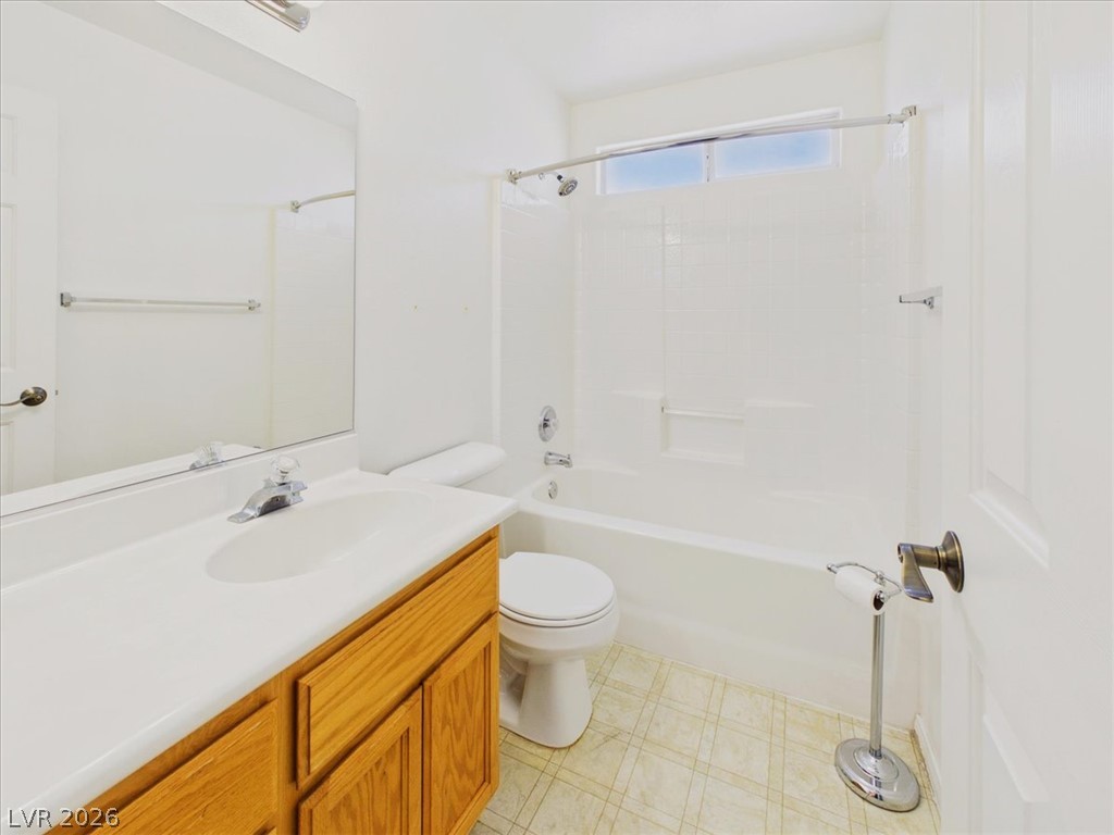 350 East Calvada Boulevard Property Photo 68