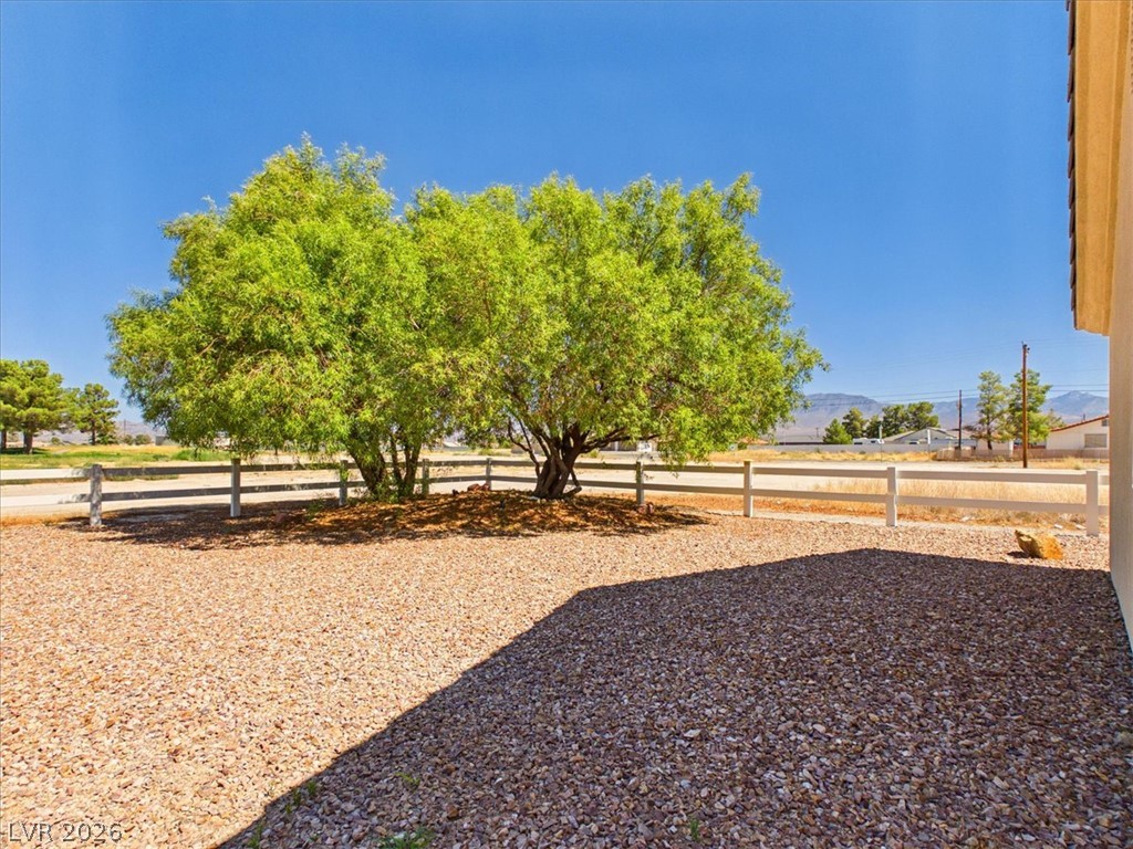 350 East Calvada Boulevard Property Photo 82