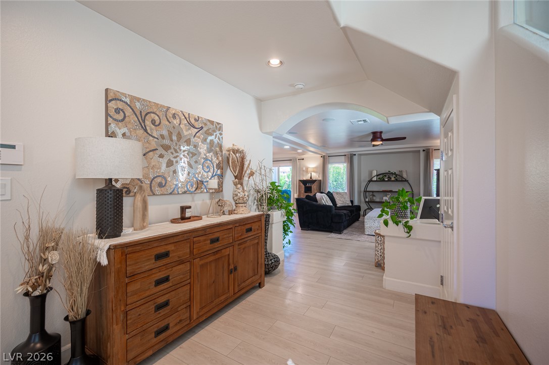 9912 Mills Reef Court Property Photo 4