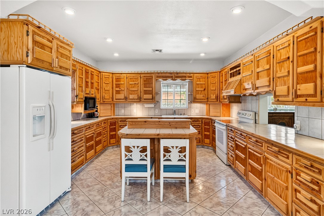 3629 Catalina Drive Property Photo 6